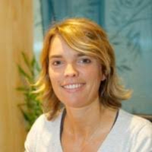 Caroline NEVOT Palaiseau, , Iridologie , Morphologie , Biologie nutritionnelle, Nutrition et diététique  , Aromathérapie, Gemmothérapie, Phytothérapie, Fleurs de Bach, Formation et enseignement, Stages, animations, conférences, Psychopratique, Naturopathie