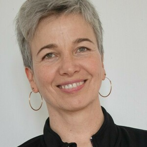 Stephanie Haggenmiller Bagneux, , Morphologie , Nutrition et diététique  , Techniques respiratoires, Sudation , Massages relaxants , Naturopathie
