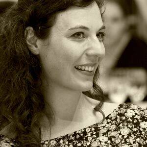 Claire Devilliers Béthune, , Iridologie , Nutrition et diététique  , Micronutrition, Aromathérapie, Gemmothérapie, Phytothérapie, Exercices respiratoires , Réflexologie plantaire, Fleurs de Bach, Formation et enseignement, Stages, animations, conférences, Naturopathie