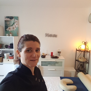 Valérie Lehman Sceaux, , Iridologie , Psychophysiologie , Morphologie , Biologie nutritionnelle, Nutrition et diététique  , Cures de restriction, diète, mono diète et jeûne , Micronutrition, Aromathérapie, Gemmothérapie, Phytothérapie, Bol d’air, Exercices respiratoires , Techniques respiratoires, Sudation , Bains dérivatifs, Massages relaxants , Réflexologie plantaire, Réflexologie auriculaire, Fleurs de Bach, Rééquilibrage énergétique manuel, Yoga/méditation/relaxologie , Stages, animations, conférences, Naturopathie