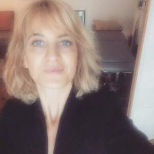 Sabine LEFEVRE / PANACEA NATURO Toulon, , Iridologie , Psychophysiologie , Morphologie , Nutrition et diététique  , Aromathérapie, Gemmothérapie, Phytothérapie, Massages relaxants , Drainage lymphatique et conjonctif manuel, Réflexologie plantaire, Fleurs de Bach, Yoga/méditation/relaxologie , Art thérapie/danse thérapie , Naturopathie, Réflexologie auriculaire