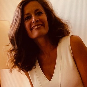NATHALIE VERHELST  Bondues, , Aromathérapie - Olfactothérapie, EFT , Fleurs de Bach, Formation et enseignement, Gemmothérapie, Hypnose , Iridologie , Massage ayurvédique, Massages relaxants , Morphologie , Naturopathie, Hygiène alimentaire et nutrition, Phytothérapie, PNL, Psychopratique, Réflexologie plantaire, Sophrologie, Stages, animations, conférences, Techniques respiratoires
