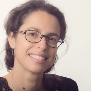 Florence MANY Brive-la-Gaillarde, , Iridologie , Morphologie , Hygiène alimentaire et nutrition, Cures de restriction, diète, mono diète et jeûne , Micronutrition, Aromathérapie - Olfactothérapie, Gemmothérapie, Phytothérapie, Exercices respiratoires , Bains dérivatifs, Réflexologie plantaire, Fleurs de Bach, Stages, animations, conférences, EFT , Naturopathie