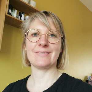 Julie DELAGE Montreuil, , Gemmothérapie, Massages relaxants , Stages, animations, conférences, Naturopathie, Accompagnement adolescent, Accompagnement de l'enfance & petite enfance, Hygiène alimentaire et nutrition, Micronutrition, Techniques respiratoires