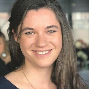 Manon Meerschaut Orléans, , Aromathérapie - Olfactothérapie, Exercices respiratoires , Gemmothérapie, Iridologie , Massages relaxants , Naturopathie, Hygiène alimentaire et nutrition, Phytothérapie, Réflexologie plantaire