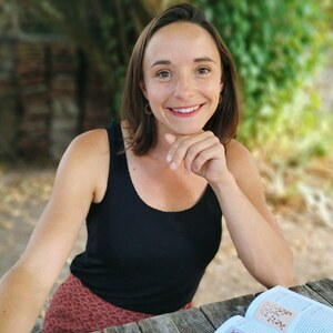 Marie-Laure PLOGER Naturopathe Écardenville-sur-Eure, , Aromathérapie - Olfactothérapie, Bols tibétains, Fleurs de Bach, Gemmothérapie, Massages relaxants , Naturopathie, Hygiène alimentaire et nutrition, Phytothérapie, Techniques respiratoires, Micronutrition, Stages, animations, conférences, PNL