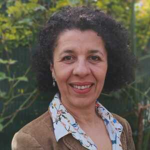 Anissa Bouskine Mouvaux, , Aromathérapie - Olfactothérapie, Biologie nutritionnelle, Exercices respiratoires , Fleurs de Bach, Gemmothérapie, Iridologie , Massage ayurvédique, Massages relaxants , Morphologie , Naturopathie, Hygiène alimentaire et nutrition, Phytothérapie, Réflexologie plantaire, Sophrologie, Techniques respiratoires