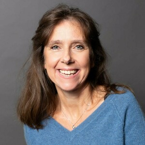 Stéphanie BERTHAUD Saint-Michel-sur-Orge, , Aromathérapie - Olfactothérapie, Bol d’air, Fleurs de Bach, Gemmothérapie, Iridologie , Morphologie , Naturopathie, Hygiène alimentaire et nutrition, Phytothérapie, Techniques respiratoires