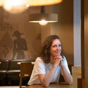 Laure Guignard - Naturopathe à Lyon et en visio Lyon, , Aromathérapie - Olfactothérapie, Exercices respiratoires , Fleurs de Bach, Formation et enseignement, Massages relaxants , Micronutrition, Naturopathie, Hygiène alimentaire et nutrition, Phytothérapie, Réflexologie plantaire, Stages, animations, conférences