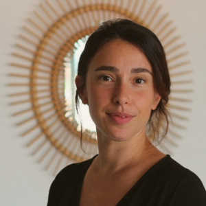 Flore Valluis Paris 11, , Accompagnement du féminin, Accompagnement en périnatalité / grossesse, Massages relaxants , Médecine traditionnelle chinoise , Réflexologie plantaire