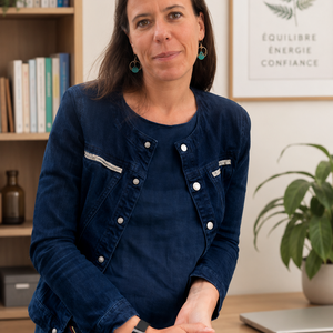 Nathalie Dupré / Nathalie Dupré EI Paris 9, , Aromathérapie - Olfactothérapie, Bains dérivatifs, Cures de restriction, diète, mono diète et jeûne , Exercices respiratoires , Fleurs de Bach, Gemmothérapie, Iridologie , Massages relaxants , Morphologie , Naturopathie, Hygiène alimentaire et nutrition, Phytothérapie, Techniques respiratoires, Accompagnement adolescent, Accompagnement du féminin, Accompagnement du sportif, Mycothérapie, Réflexologie plantaire, Accompagnement en périnatalité / grossesse, Techniques manuelles